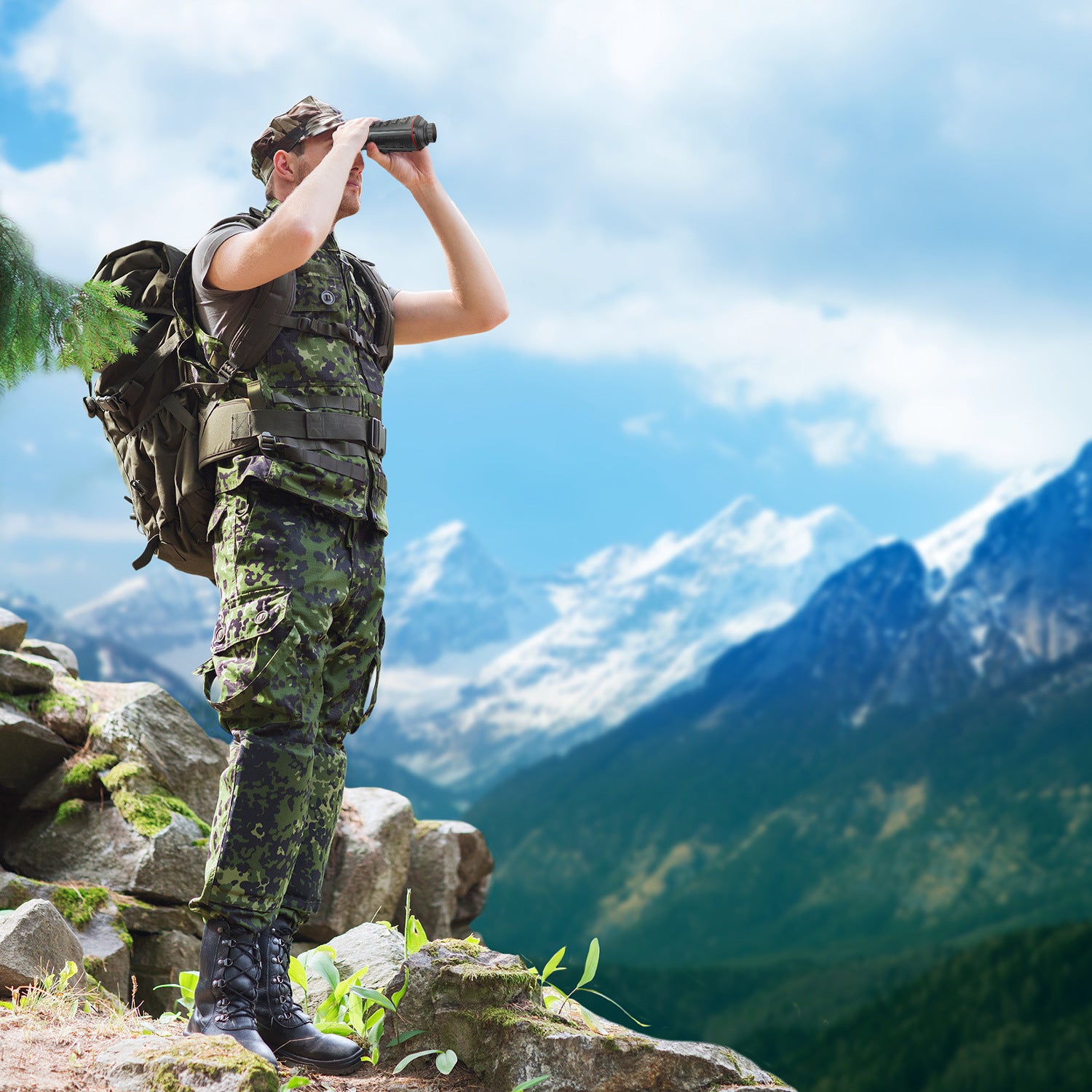 HT-A4 Hunting Thermal Imager Monocular 384x288 50Hz Support for Photos and Videos Thermal Camera Telescopes for Patrol Travel